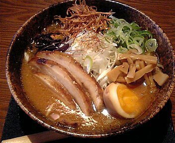 ながまた味噌らうめん／麺屋ながまた