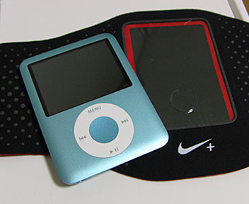 080608_ipod_nike02.jpg