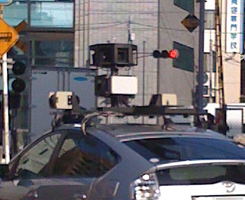 091224_google_street_view_car.jpg