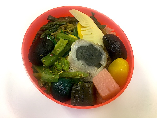 たかべんのだるま弁当