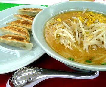 味噌ラーメン／くるまやラーメン