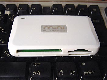 カードリーダー　mini MULTI CARD READER